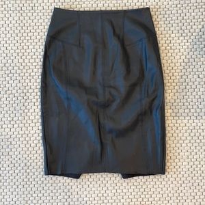 Express knee length leather skirt size 6